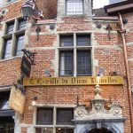Bruksela, Bruxelles, Brussels, Bruksela ulice, Belgia widoki, latarnia,kamienice, buildings, pub, bar, LEstrille du Vieux Bruxelles, L Estrille