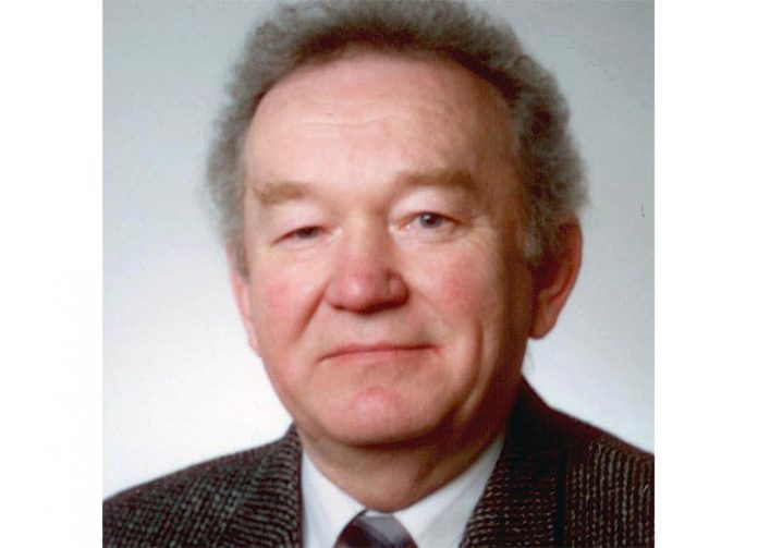 Dr Karol Koczy